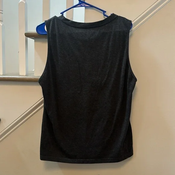 Graphic Tee Tank Top women’s size large - Picture 4 of 4